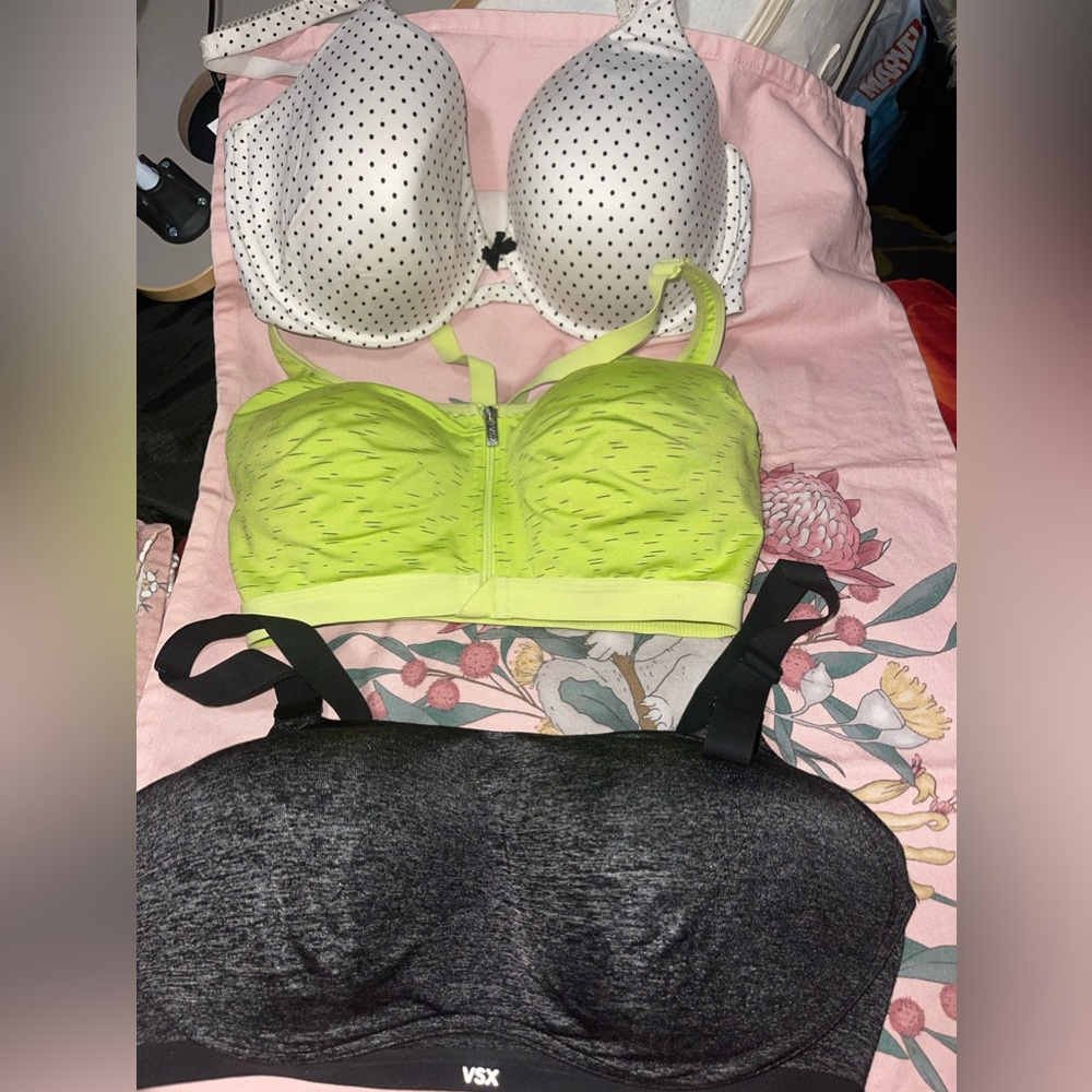 Victoria secret bra bundle